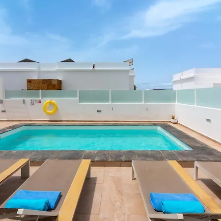 243 - Casa Yesenia By Now Ltd فيلة بلايا بلانكا