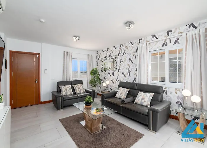 243 - Casa Yesenia By Now Ltd Villa Playa Blanca (Lanzarote)